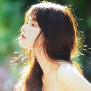 Meet your Posher, Camellia